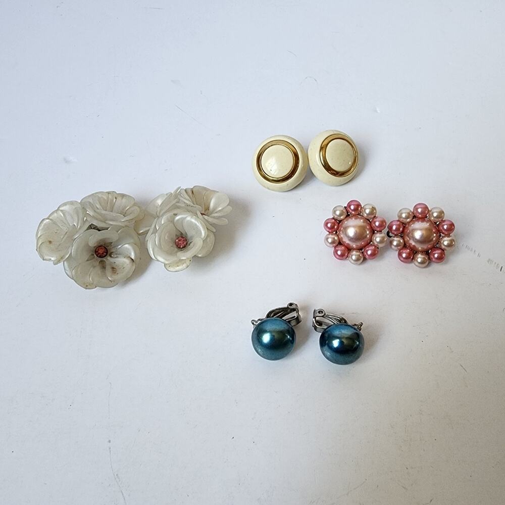 Vintage Clip On Earrings Lot Of 4 Pair